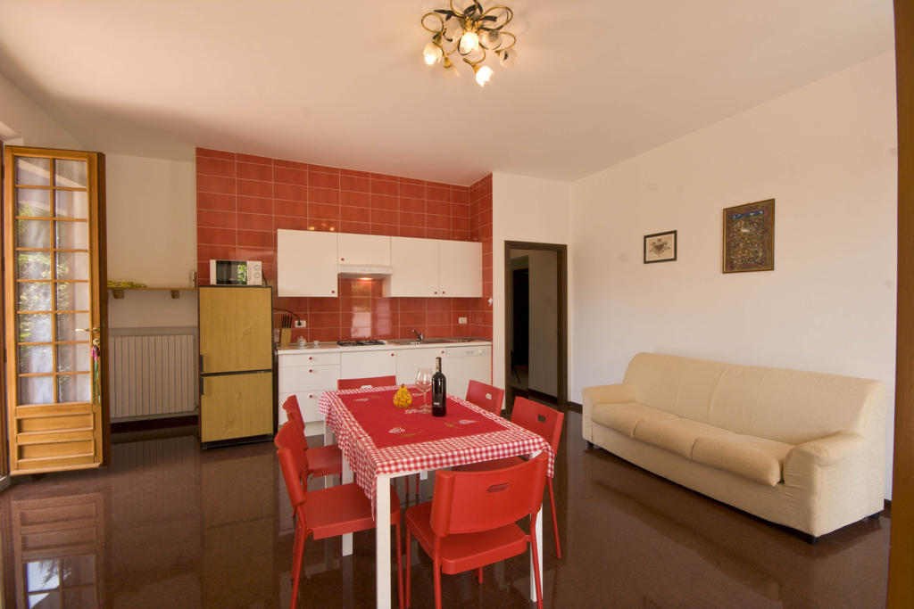 Aparthotel Amarenumana Pokoj fotografie